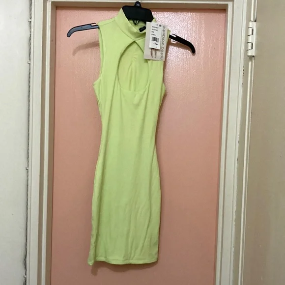 naked wardrobe green dress Light Olive V-Neck Drawstring Short Sleeve Side Slit Maxi Dress